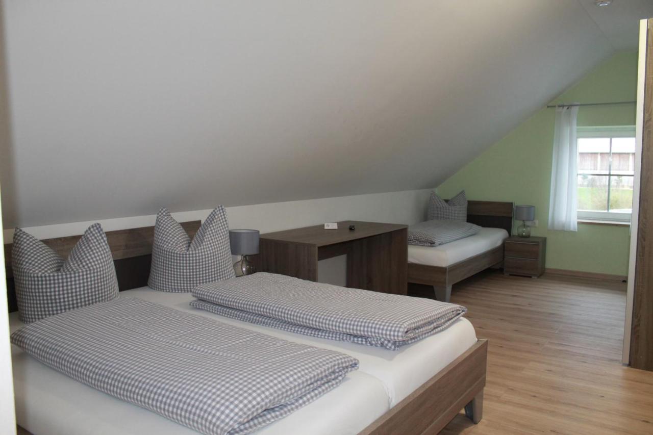 Hôtel Gnadental-Stuberl à Grossaitingen Extérieur photo