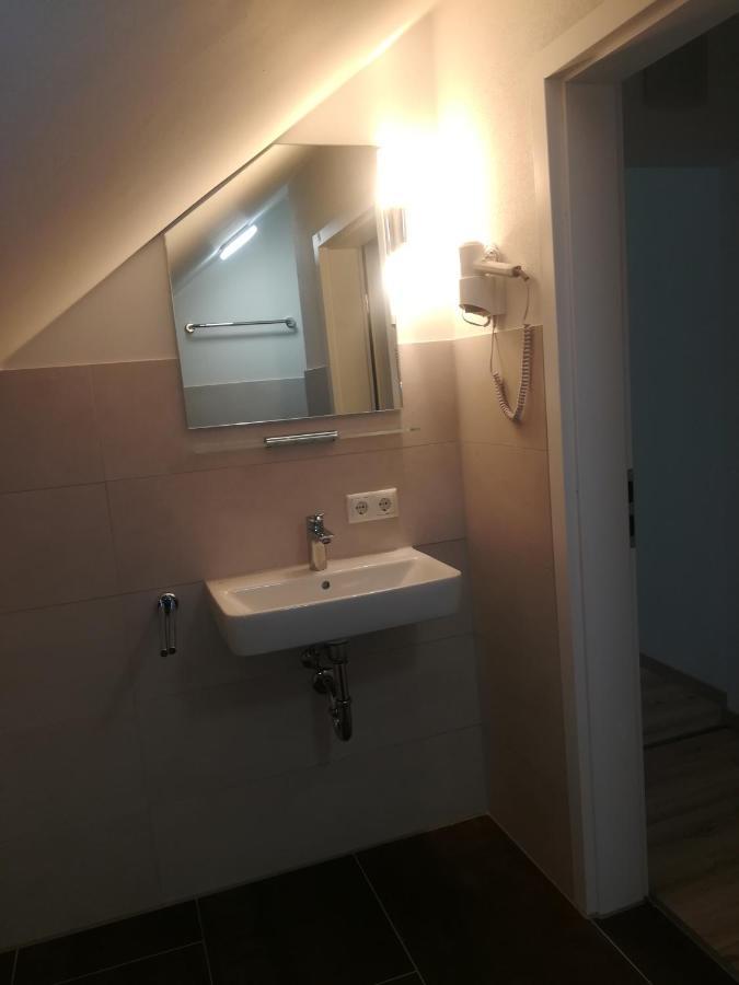Hôtel Gnadental-Stuberl à Grossaitingen Extérieur photo
