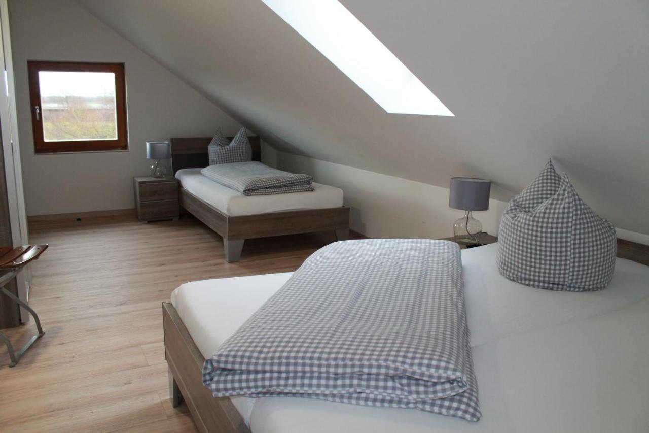 Hôtel Gnadental-Stuberl à Grossaitingen Extérieur photo